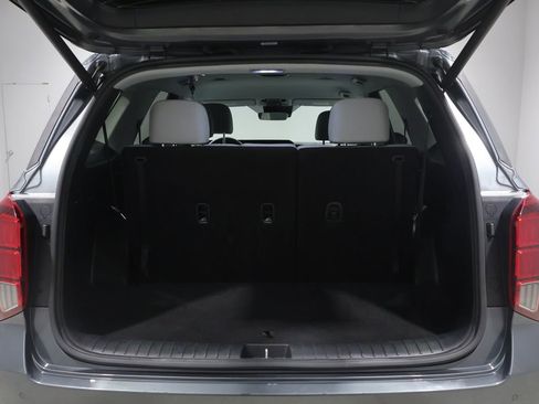 Used 2025 Hyundai Palisade SEL image 4