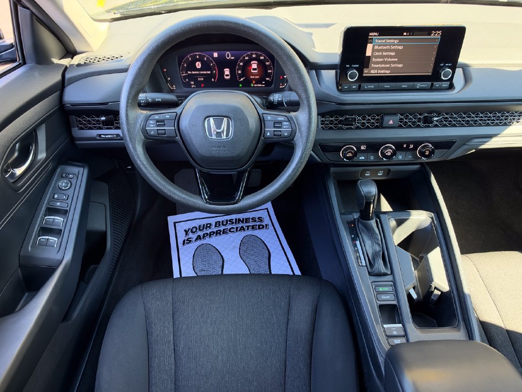 Used 2023 Honda Accord LX image 17