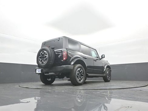 New 2026 Ford Bronco Outer Banks image 33