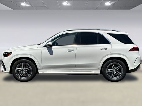 Certified 2024 Mercedes-Benz GLE 450 4MATIC image 2
