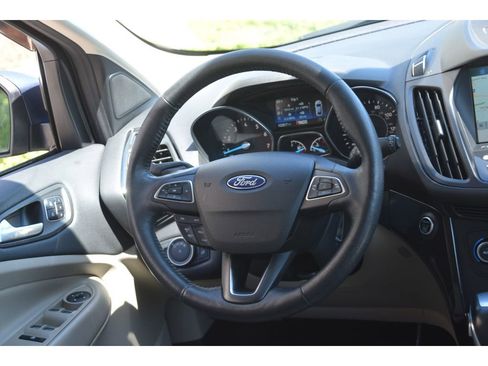 Used 2018 Ford Escape Titanium FWD image 16