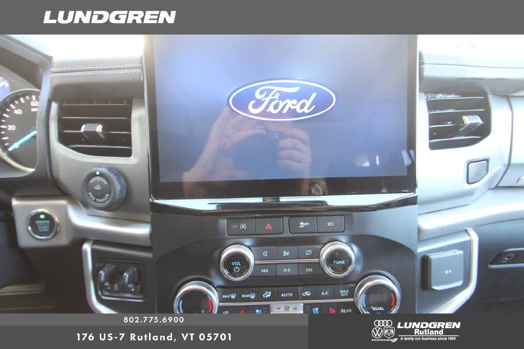 Used 2023 Ford Expedition XLT AWD/4WD image 7