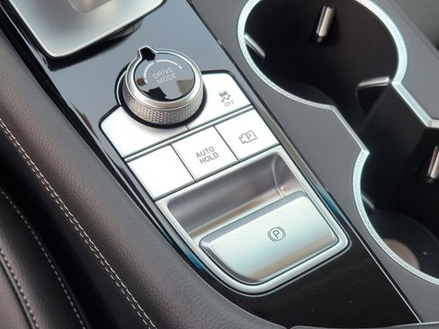 New 2026 Genesis G70 2.5T image 24