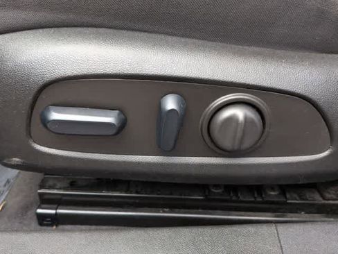 Used 2023 Chevrolet Malibu LT image 17