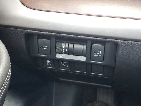 Used 2015 Subaru Outback 3.6R Limited AWD/4WD image 20