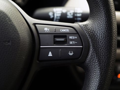 Used 2023 Honda HR-V LX image 21