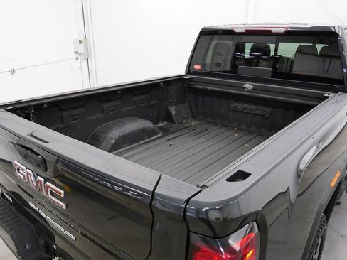 Used 2020 GMC Sierra 2500 AT4 w/ AT4 Premium Package image 37