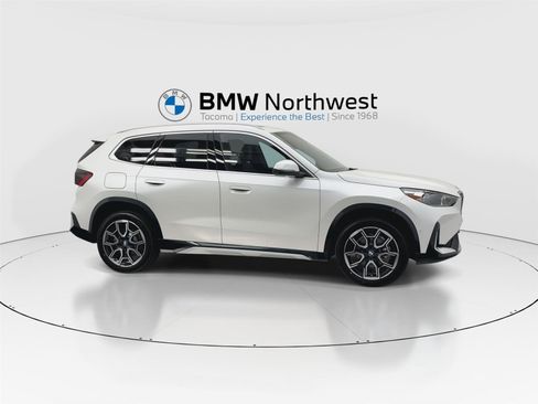 New 2026 BMW X1 xDrive28i w/ Technology Package AWD/4WD image 5