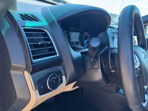Used 2017 Ford Explorer 4WD image 14