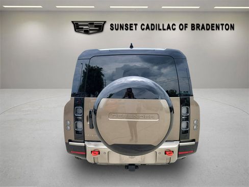 Used 2024 Land Rover Defender 130 X AWD/4WD image 5