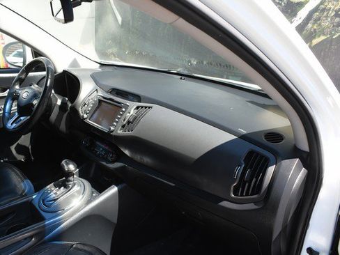 Used 2011 Kia Sportage EX w/ Premium Pkg w/Leather Seats FWD image 25
