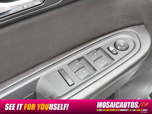 Used 2017 Chevrolet Traverse LT AWD/4WD image 27