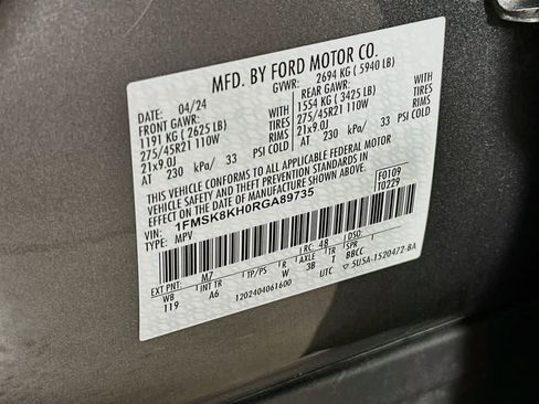 Used 2024 Ford Explorer ST-Line w/ Class IV Trailer Tow Package AWD/4WD image 23