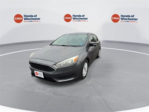 Used 2015 Ford Focus SE image 4