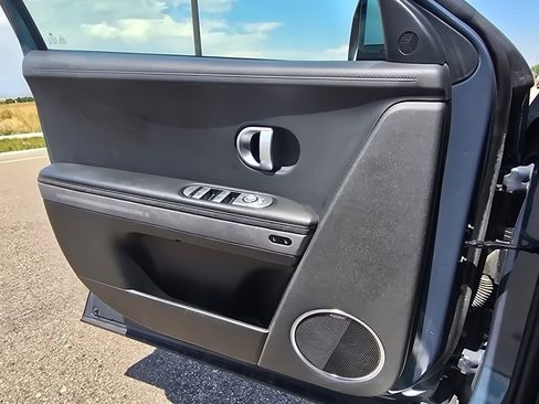 Used 2023 Hyundai Ioniq 5 Limited w/ Cargo Package AWD/4WD image 17