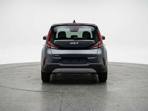 Used 2025 Kia Soul LX w/ LX Technology Package image 7