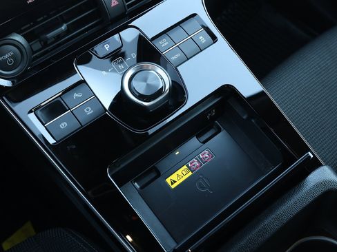 Used 2024 Toyota bZ4X XLE w/ Weather Package image 24