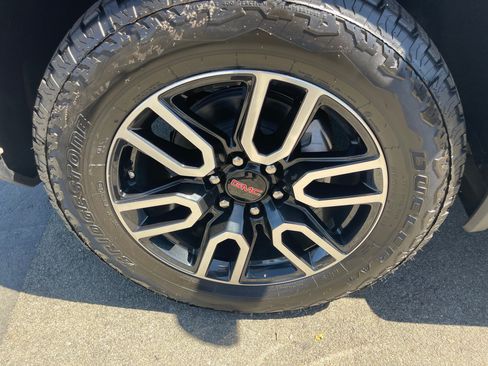 New 2026 GMC Sierra 1500 AT4 w/ AT4 Premium Package AWD/4WD image 21