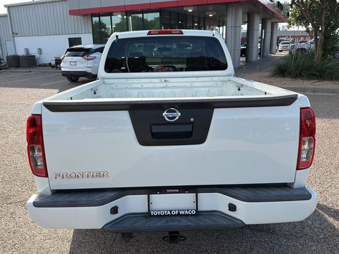 Used 2021 Nissan Frontier S RWD image 4