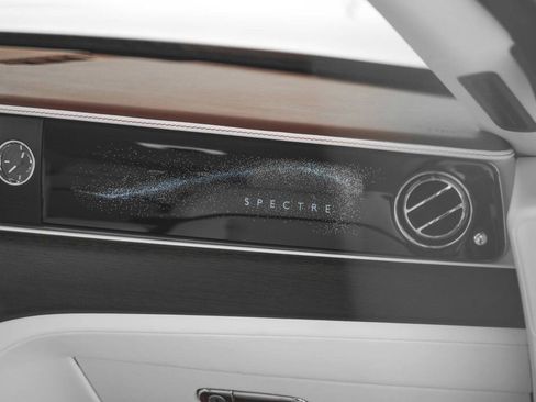 New 2025 Rolls-Royce Spectre w/ Spectre Launch Package image 33