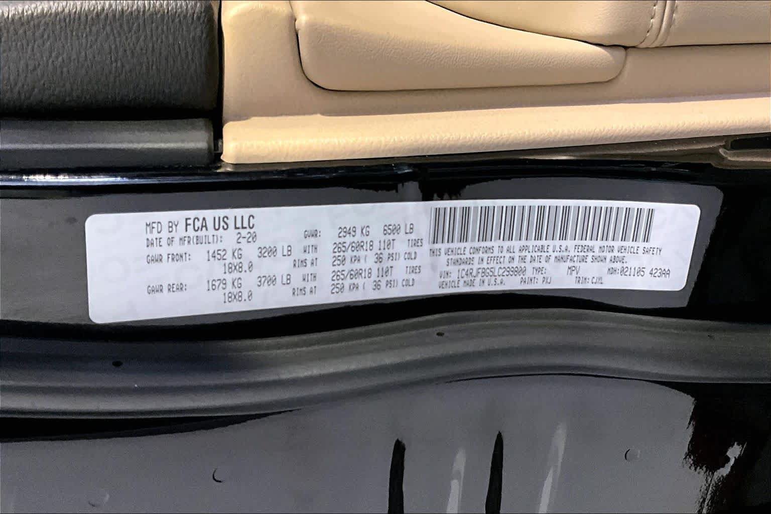 Used 2020 Jeep Grand Cherokee Limited AWD/4WD image 34