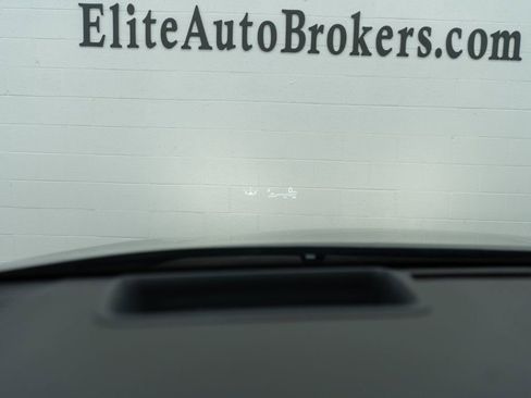 Used 2021 Toyota Venza Limited w/ Advanced Technology Package AWD/4WD image 18