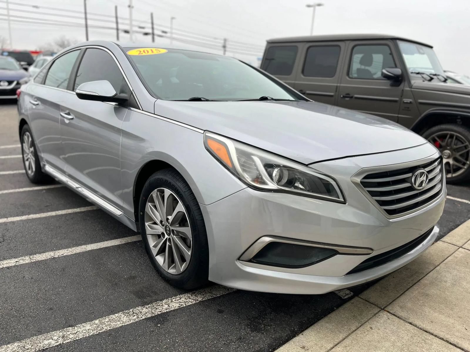 Used 2015 Hyundai Sonata Sport w/ Option Group 03 FWD image 10