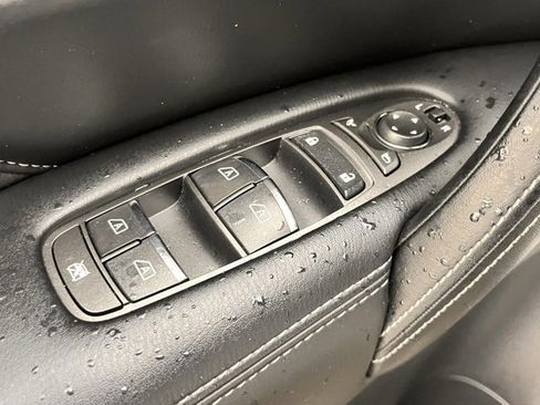 Certified 2023 INFINITI QX80 Luxe w/ All-Season Package image 10