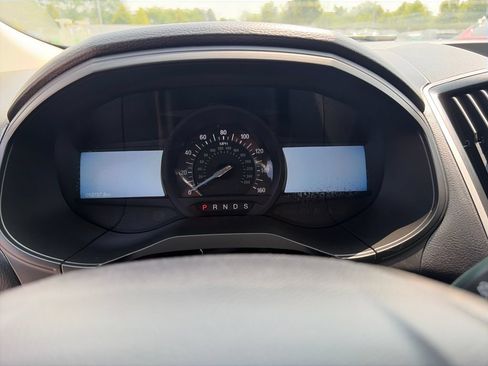 Used 2024 Ford Edge SE AWD/4WD image 17
