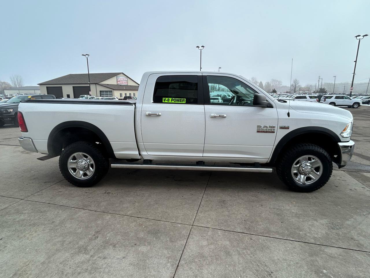 Used 2017 RAM 2500 SLT AWD/4WD image 4