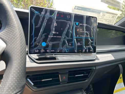 New 2026 Volkswagen Tiguan SE R-Line FWD image 33