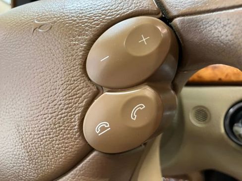 Used 2008 Mercedes-Benz E 350 Sedan image 37