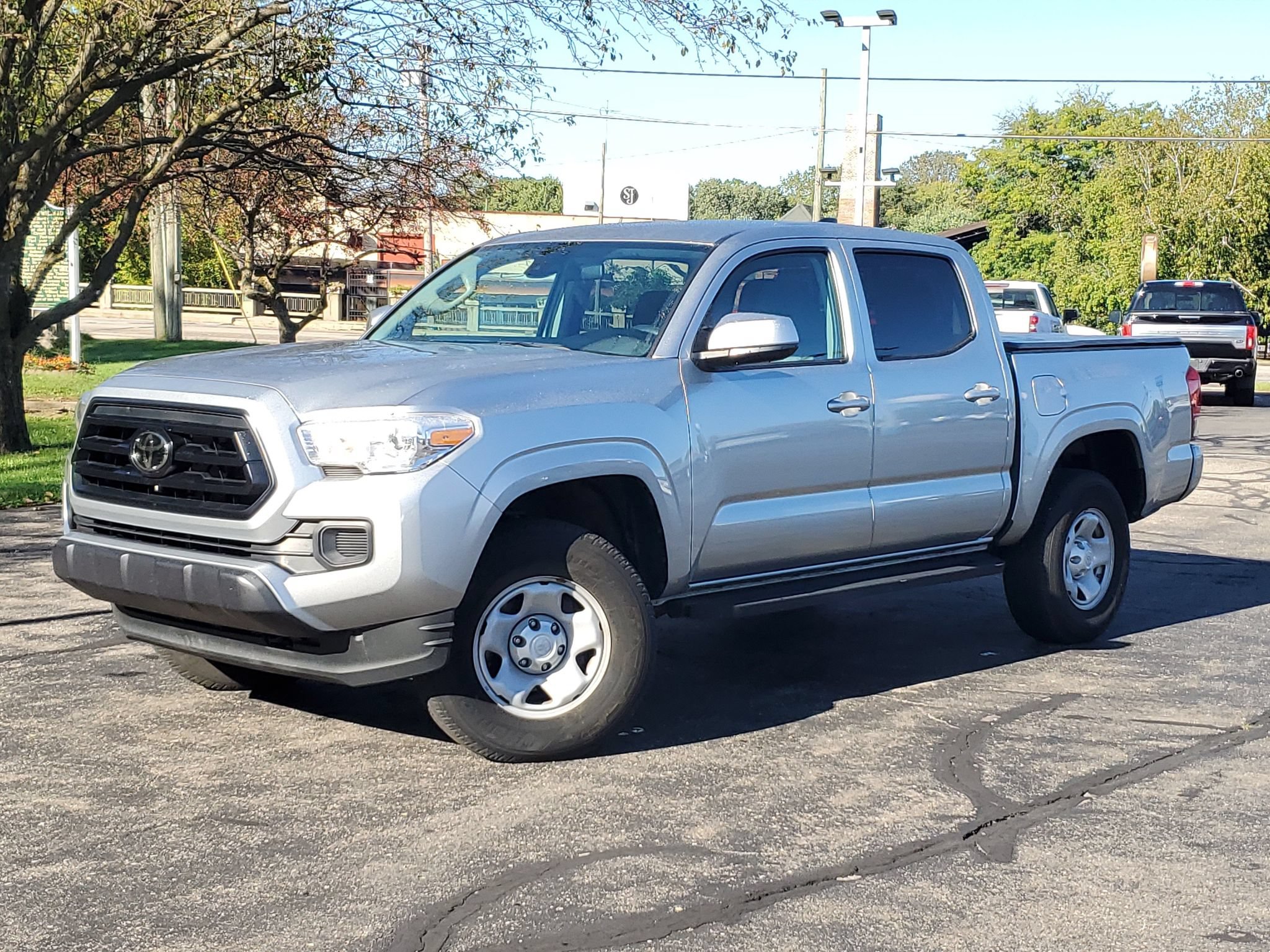 Used 2022 Toyota Tacoma SR AWD/4WD image 27