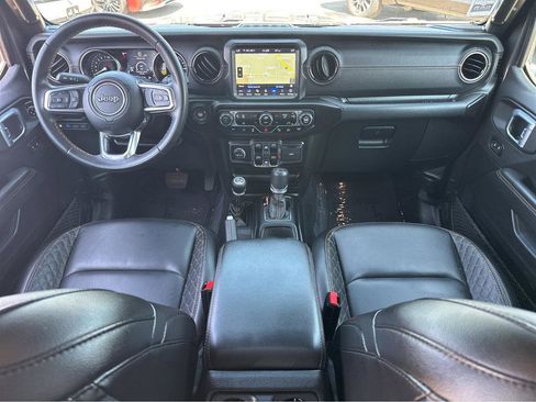 Used 2021 Jeep Wrangler Unlimited Sahara image 4