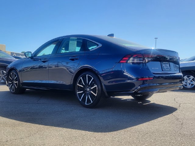 Used 2025 Honda Accord Touring image 4