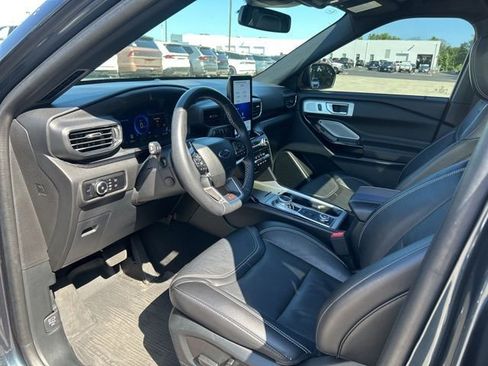 Used 2023 Ford Explorer ST w/ Equipment Group 401A AWD/4WD image 5