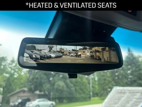 Used 2020 Cadillac Escalade Luxury image 16