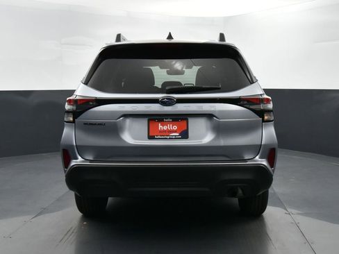 Used 2026 Subaru Forester Premium image 32