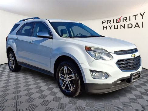 Used 2016 Chevrolet Equinox LTZ w/ Enhanced Convenience Package image 3