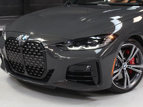Used 2024 BMW M440i Convertible w/ Premium Package RWD image 9