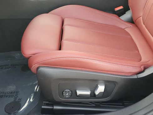 Certified 2023 BMW M340i xDrive w/ Premium Package image 9