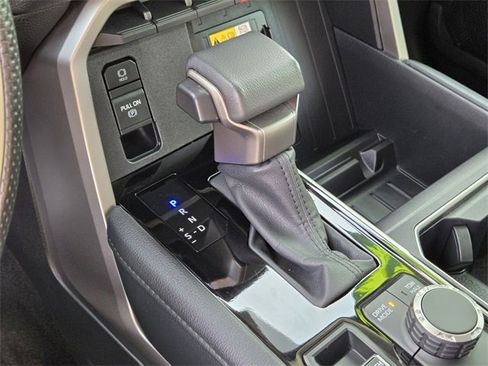 Used 2023 Toyota Tundra Limited image 21