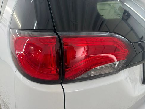 Used 2023 Chrysler Voyager LX FWD image 31