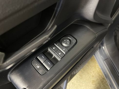 Certified 2025 Toyota Tacoma SR RWD image 16