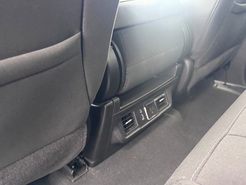 Used 2023 Chevrolet Silverado 1500 LT AWD/4WD image 26