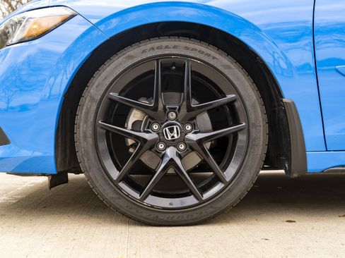 Used 2023 Honda Civic Sport image 14