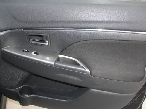 Used 2019 Mitsubishi Outlander Sport SE image 21