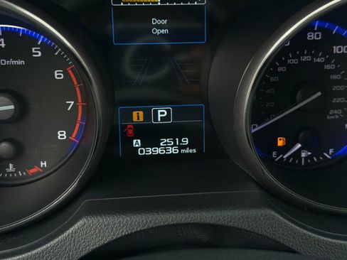 Used 2019 Subaru Outback 2.5i Limited image 23