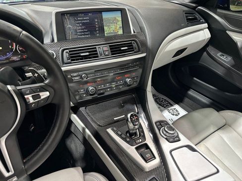 Used 2012 BMW M6 Convertible RWD image 4