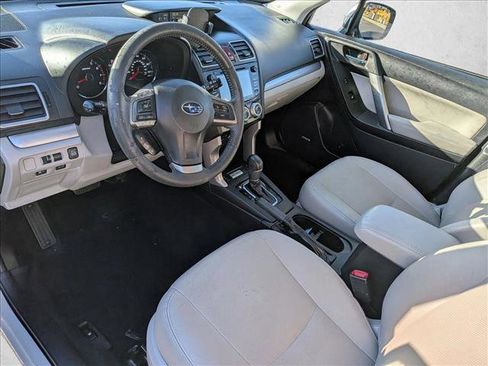 Used 2016 Subaru Forester 2.5i Touring w/ Popular Package #2 image 9